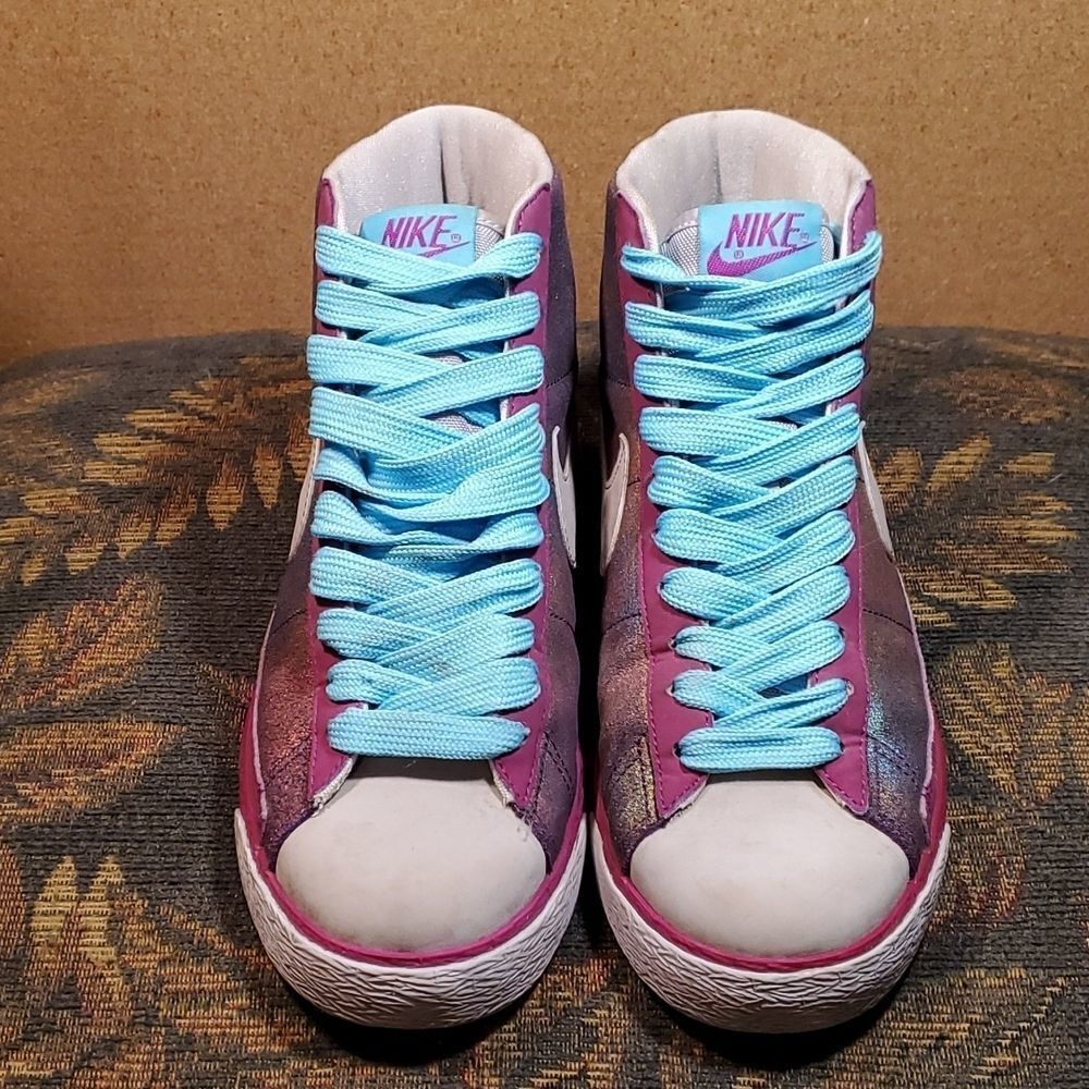 Rare Nike Blazer High Plum Red Lace up Sneakers- Size 8